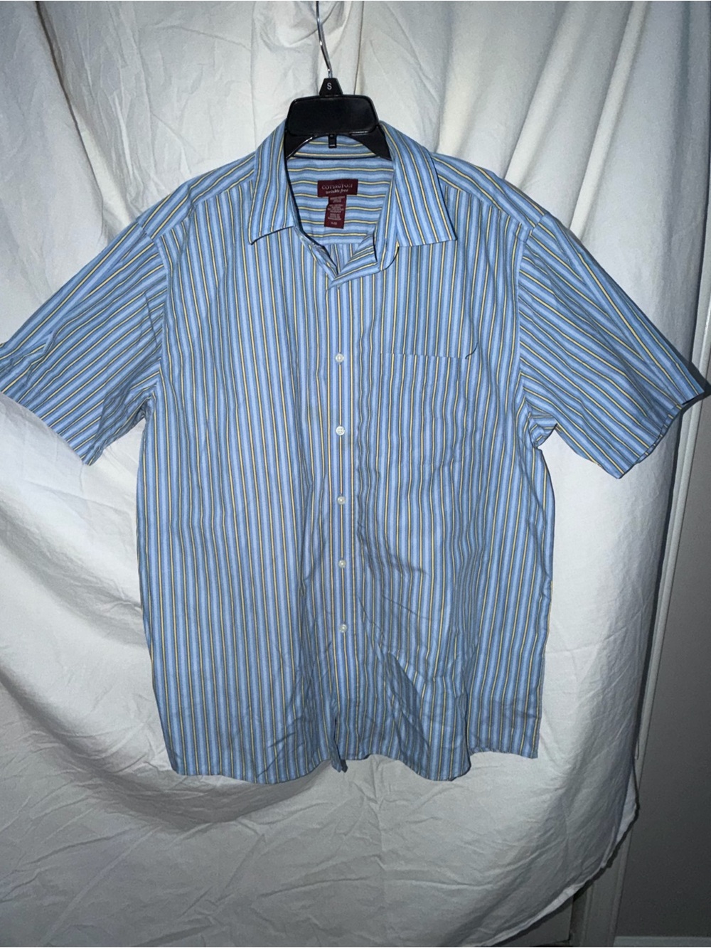 Covington Blue and White Vertical Stripe Short-Sleeve Button-Up Shirt